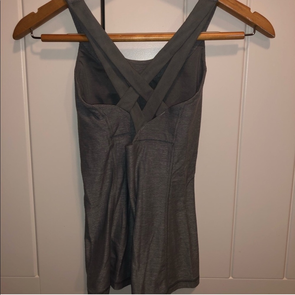Lululemon Tank 🍋 - Picture 12 of 13